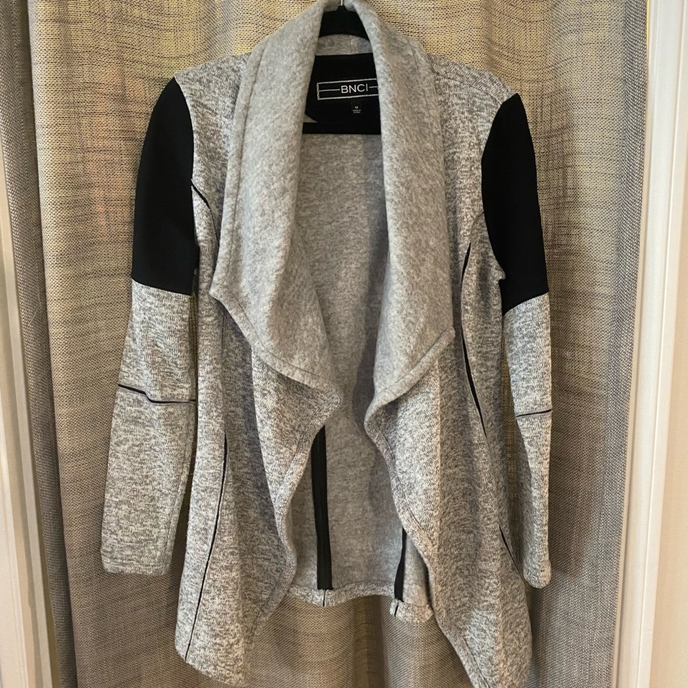 Gray Drape Sweater - size medium